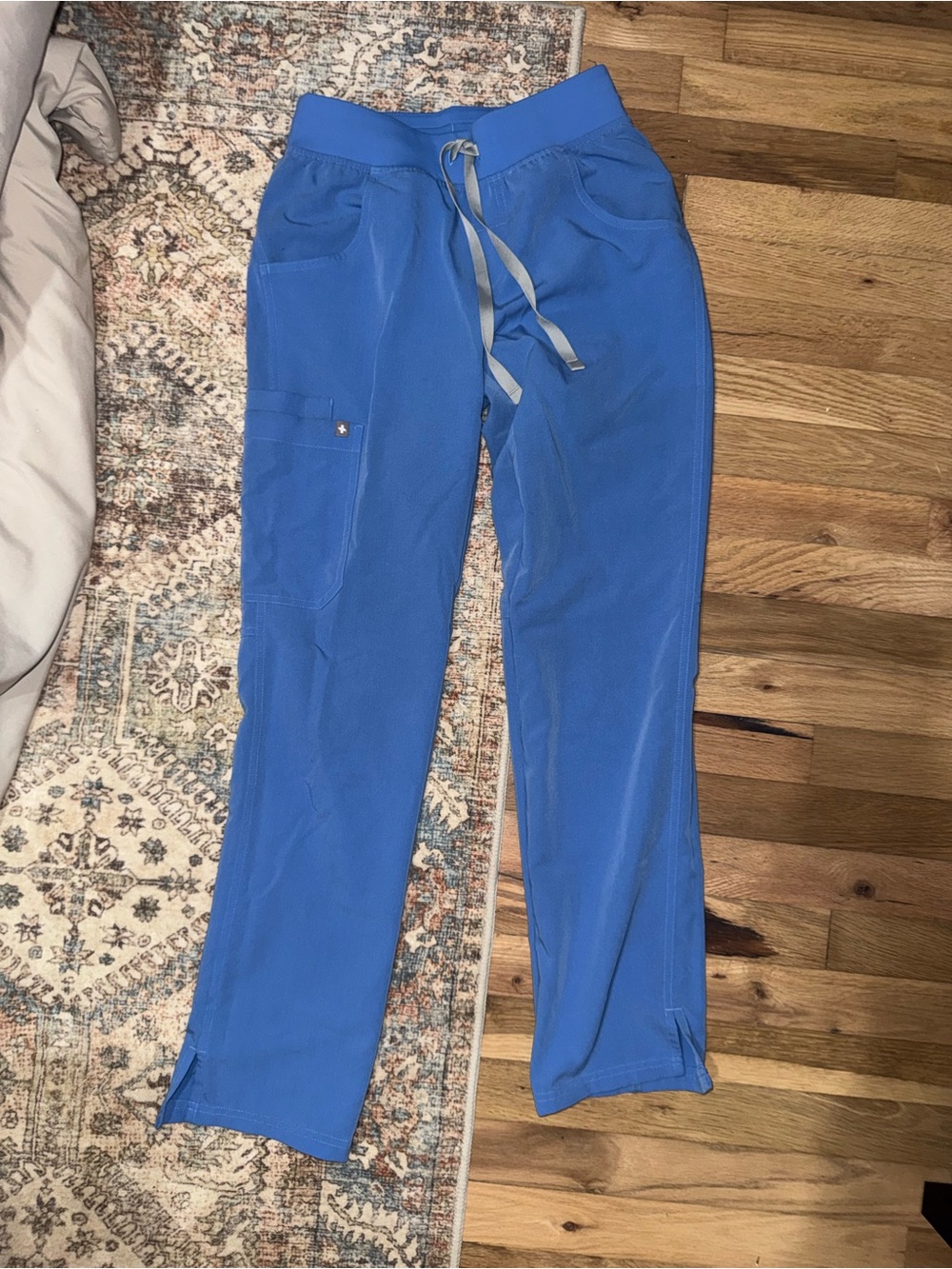 Women’s Drawstring scrub Pants in ceil Blue